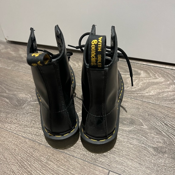 1460 WOMEN'S NAPPA LEATHER LACE UP BOOTS - Picture 6 of 7